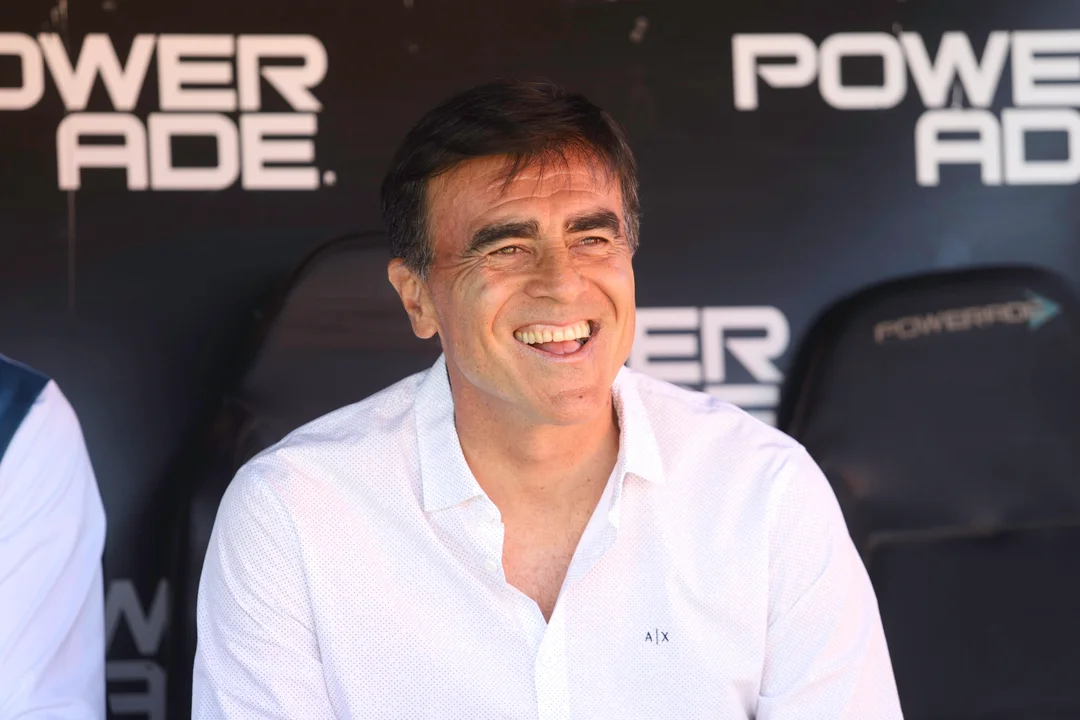 Gustavo Quinteros, molesto por la fecha de la semifinal de la Copa Argentina ante Boca: “Es un castigo”