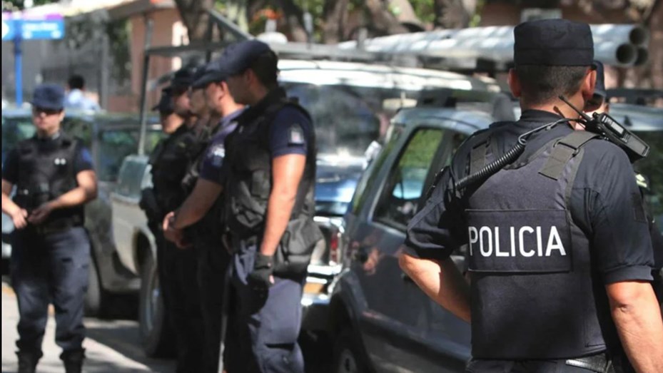 Intentó matar a su hijo discapacitado de 52 años porque «no podía cuidarlo»: quedó detenida