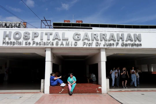 Lugones se reunió con autoridades del Garrahan, que le presentaron un plan para optimizar recursos