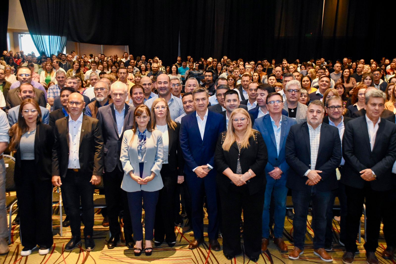 El Gobernador Zdero abrió la jornada de regularización dominial que tiene por objetivo garantizar los derechos habitacionales de las familias chaqueñas