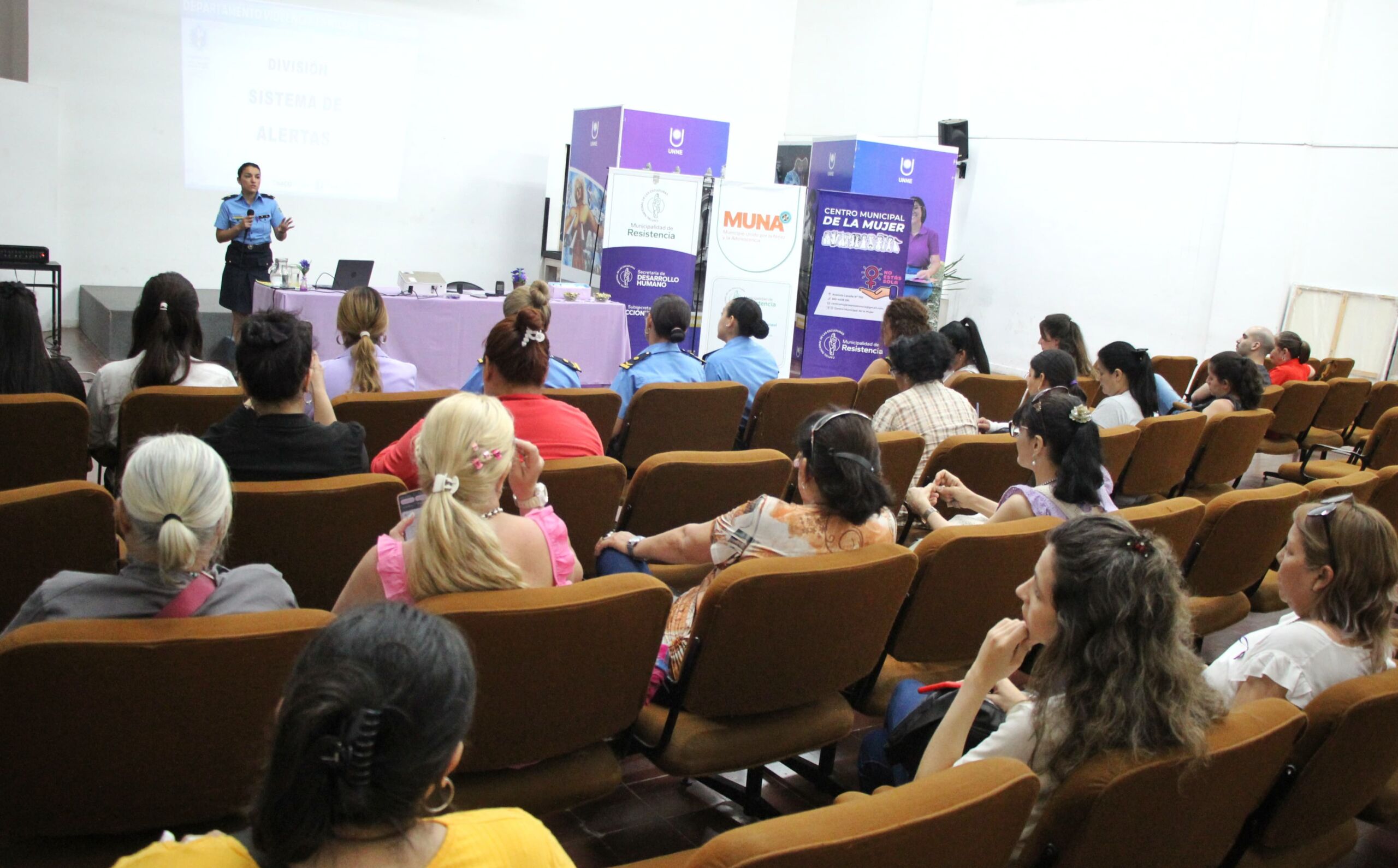 La Municipalidad destaca la necesidad de eliminar todo tipo de la violencia contra la mujer