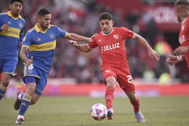 Boca recibe a Independiente buscando terminar el año con una sonrisa