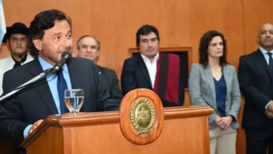 Salta anunció que el ahorro en la atención sanitaria a extranjeros permitirá comprar 34 ambulancias