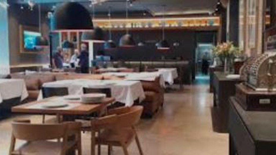 Mendoza: murió el parrillero de un restaurante y obligaron a los empleados a seguir trabajando junto al cuerpo