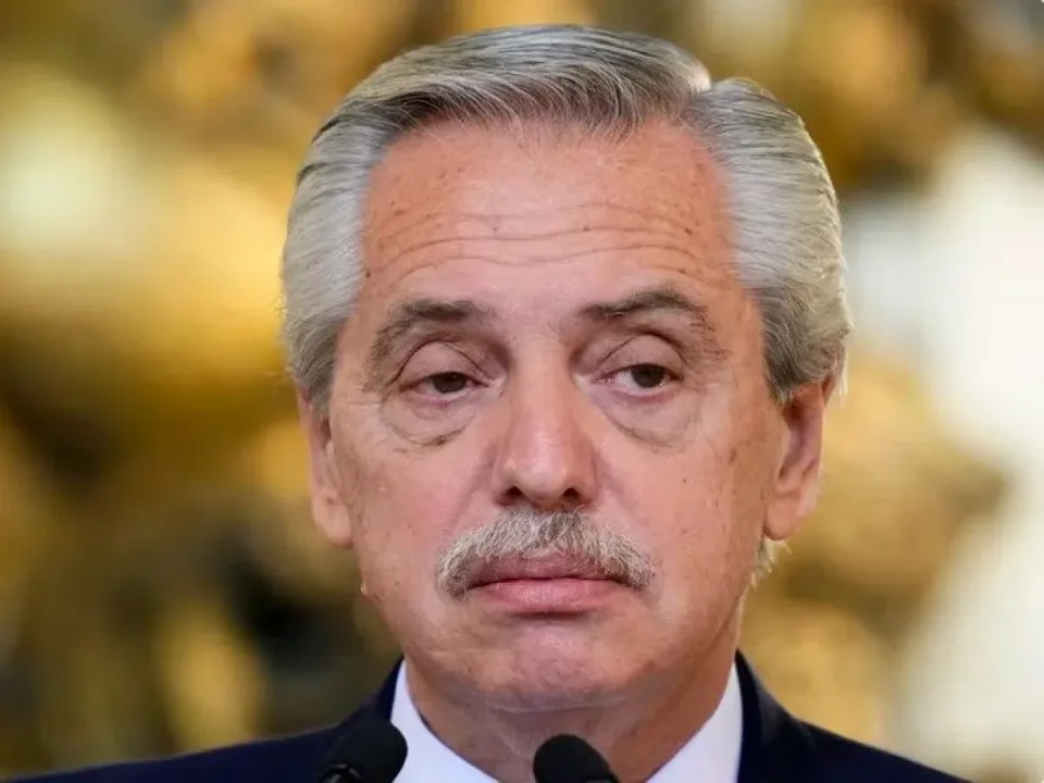Alberto Fernández asistirá hoy a Comodoro Py