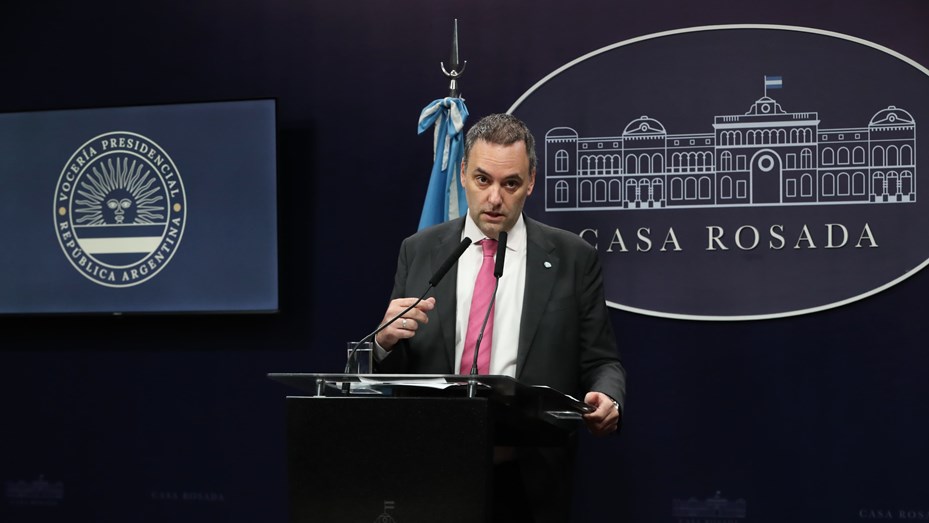 Adorni, sobre su posible candidatura electoral: «Si el Presidente me lo pide, por supuesto»
