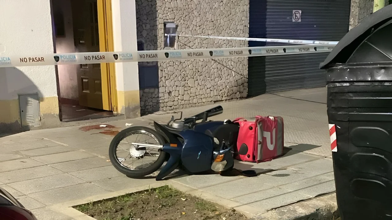 Un policía de la Ciudad mató a un delincuente menor cuando asaltaba a un repartidor