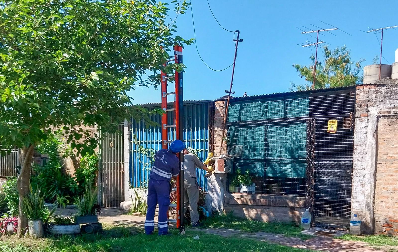 Con más cuadrillas y operativos, SECHEEP amplía su lucha a las conexiones irregulares