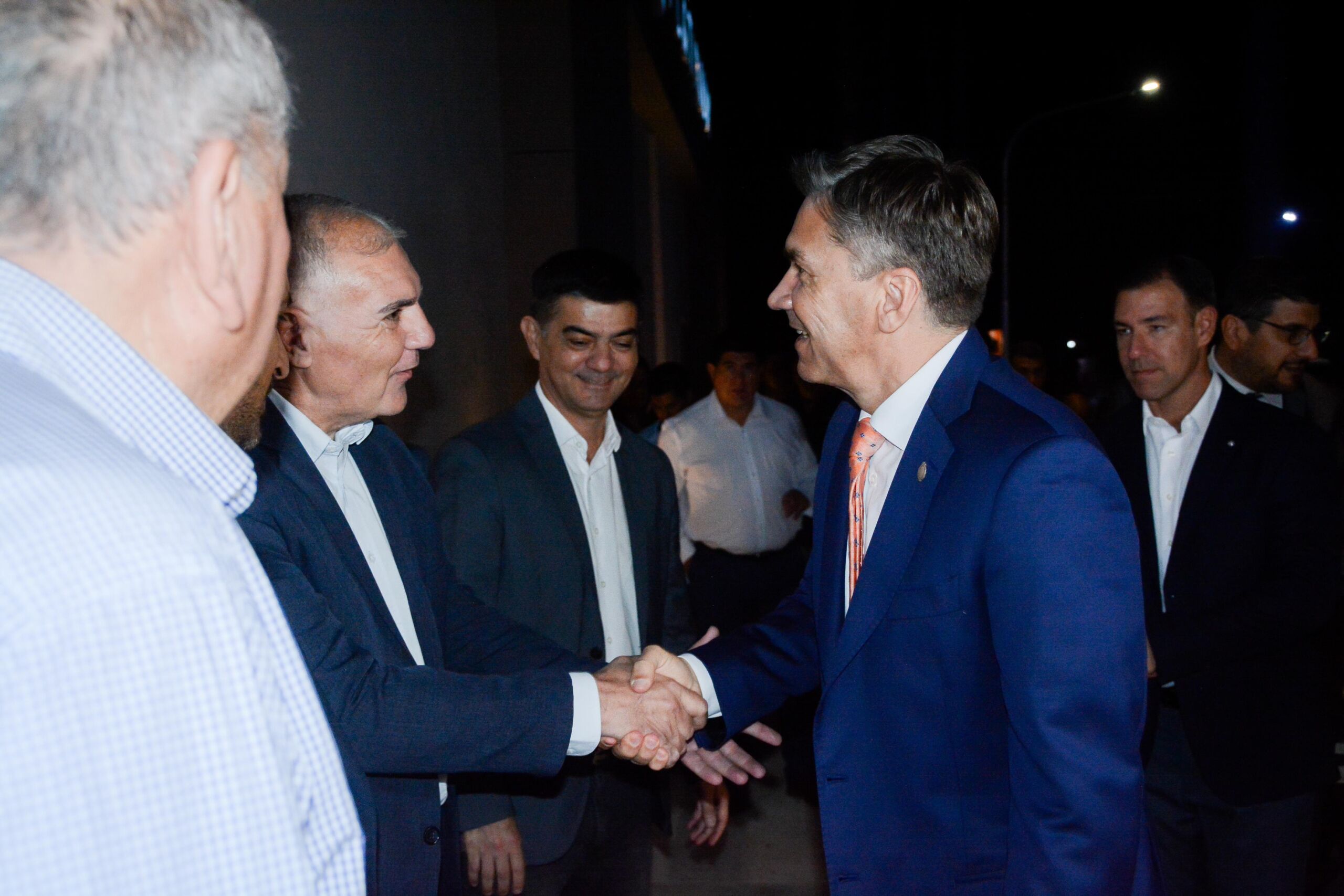 Apoyo al sector privado: el Gobernador Zdero acompañó la inauguración del Hotel Platinum en General San Martín