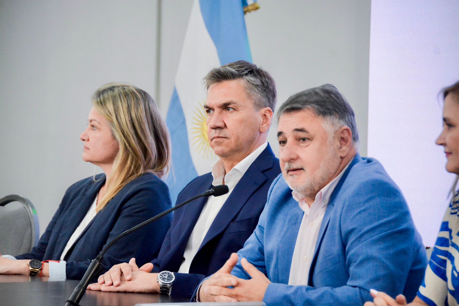 Gobierno entregó decretos de designación de registros notariales a escribanos y la  resolución de ingreso al registro de mediadores extrajudiciales