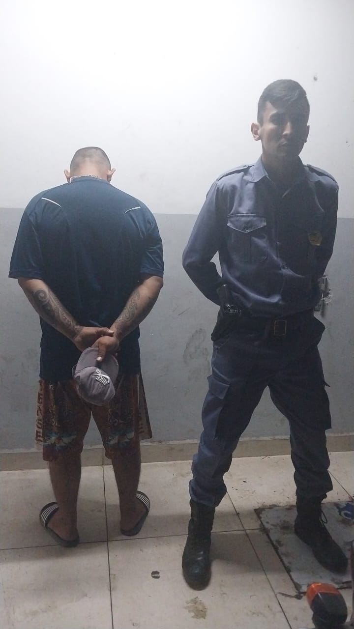 Detienen a un hombre vinculado a un robo de $900.000