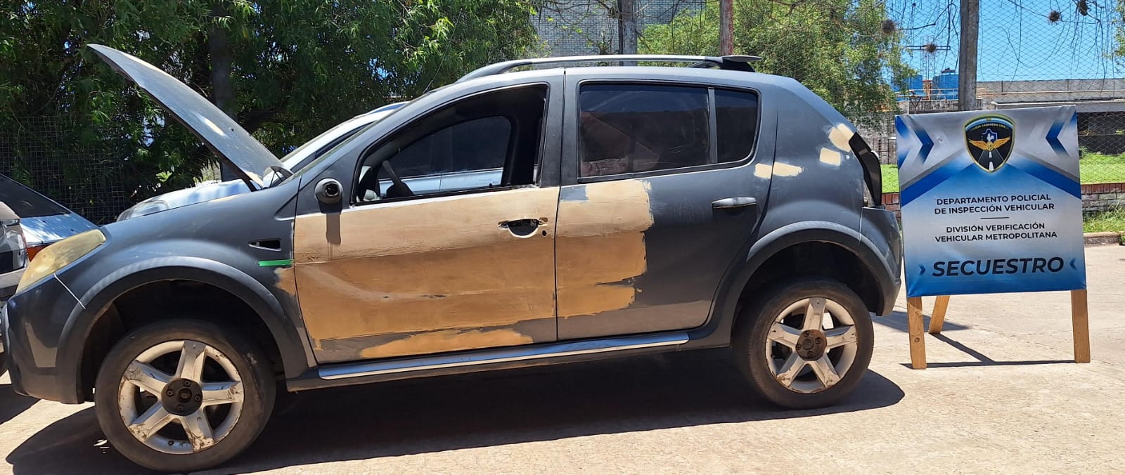 Caminera secuestró auto adulterado, recupera una motocicleta y detiene a 6 personas con pedidos de captura