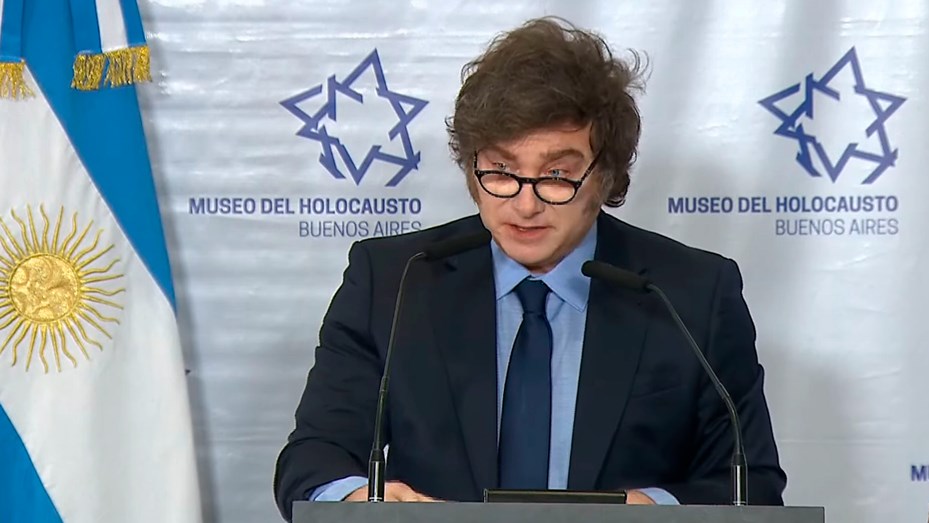 Milei en el Museo del Holocausto: «Ojo con los que de forma banal revolean falsas acusaciones de nazi»