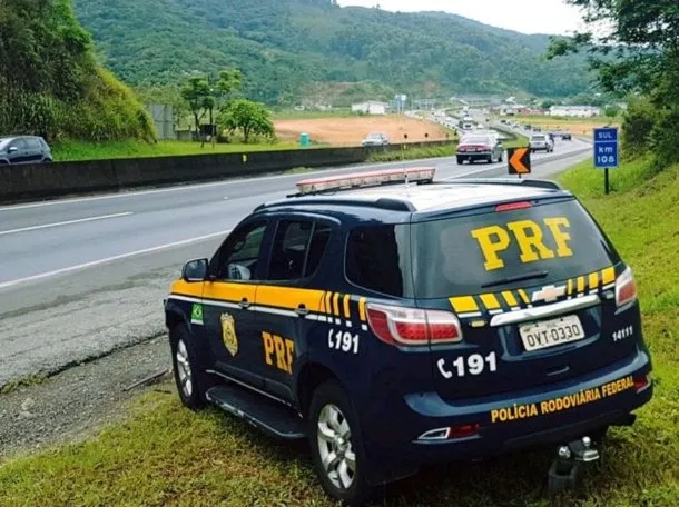 Detuvieron a un micro argentino en Brasil: acumulaba 54 multas