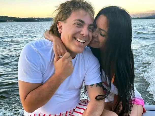 Cristian Castro se casa con Mariela Sánchez: el reconocido periodista que será el padrino