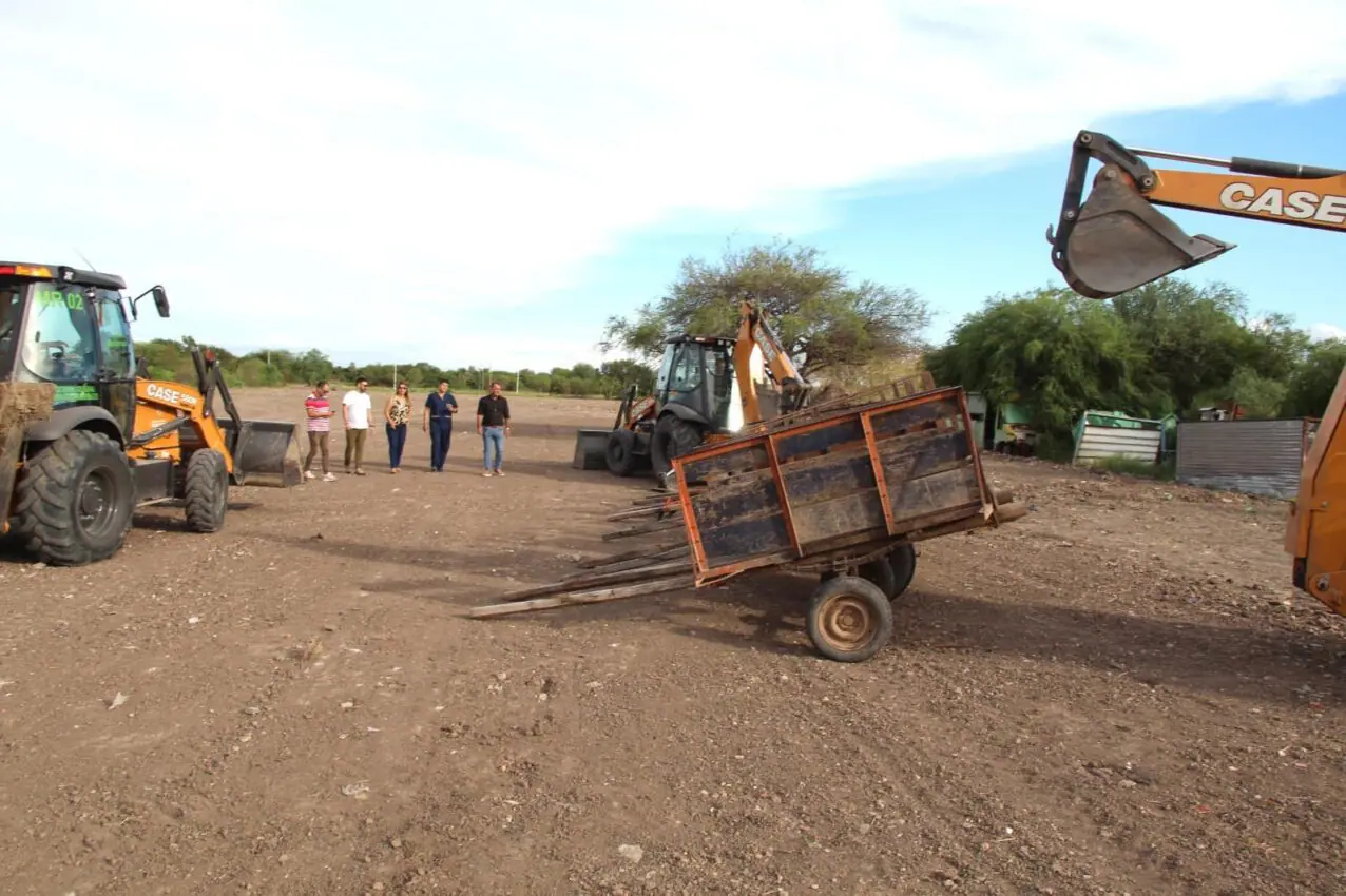 La Municipalidad destruyó 5 carros secuestrados por maltrato animal