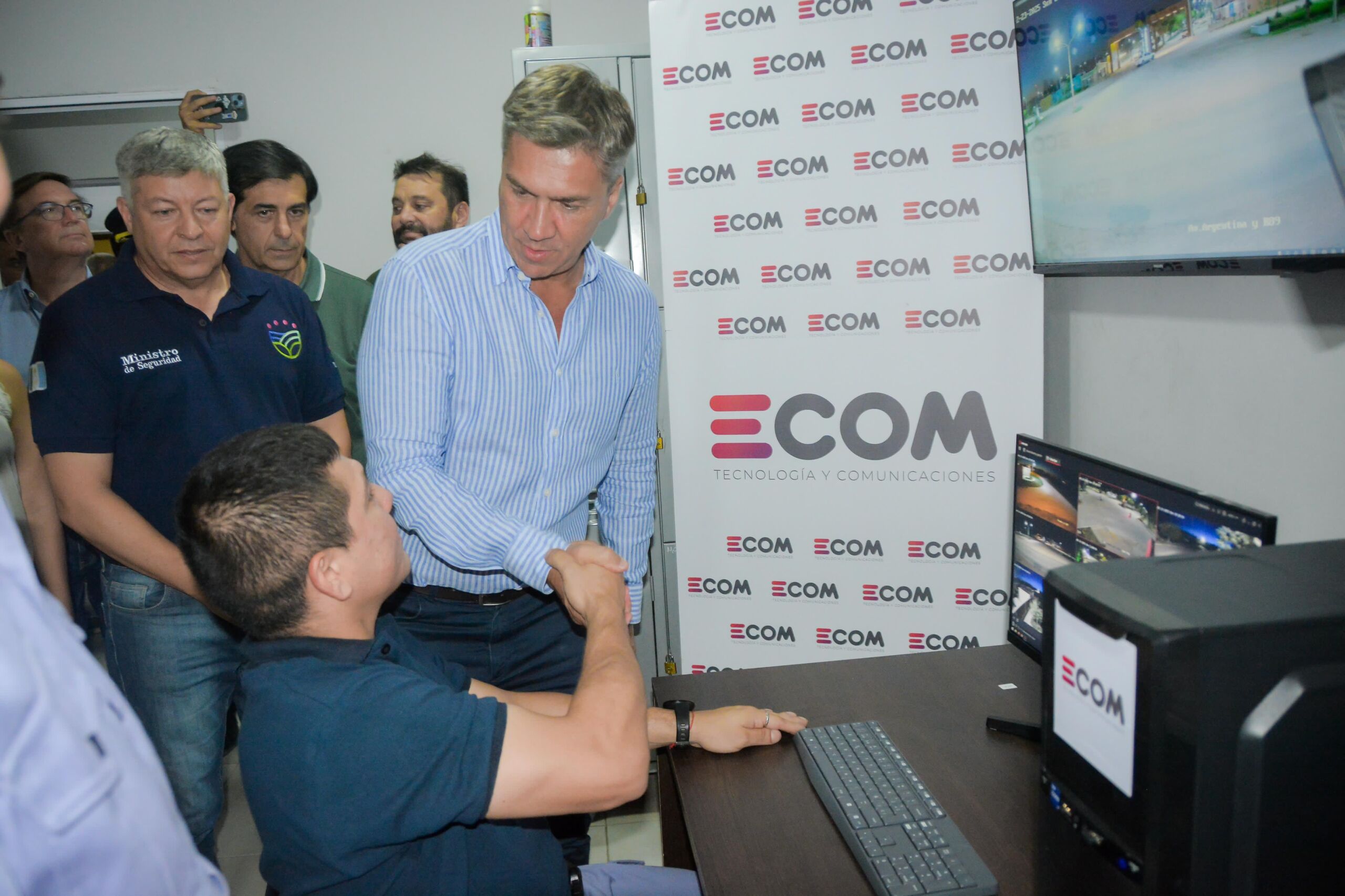 Inauguración del Centro de Videovigilancia para Gancedo: “incorporamos tecnología de punta para prevenir y esclarecer delitos”- expresó el Gobernador Zdero