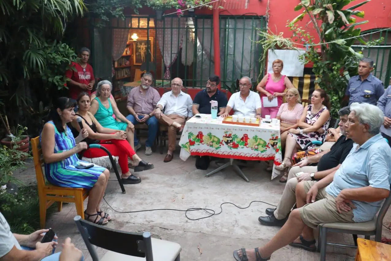 Municipio, Gobierno y la Policía trabajan en conjunto para atender demandas de vecino de Villa Mitre