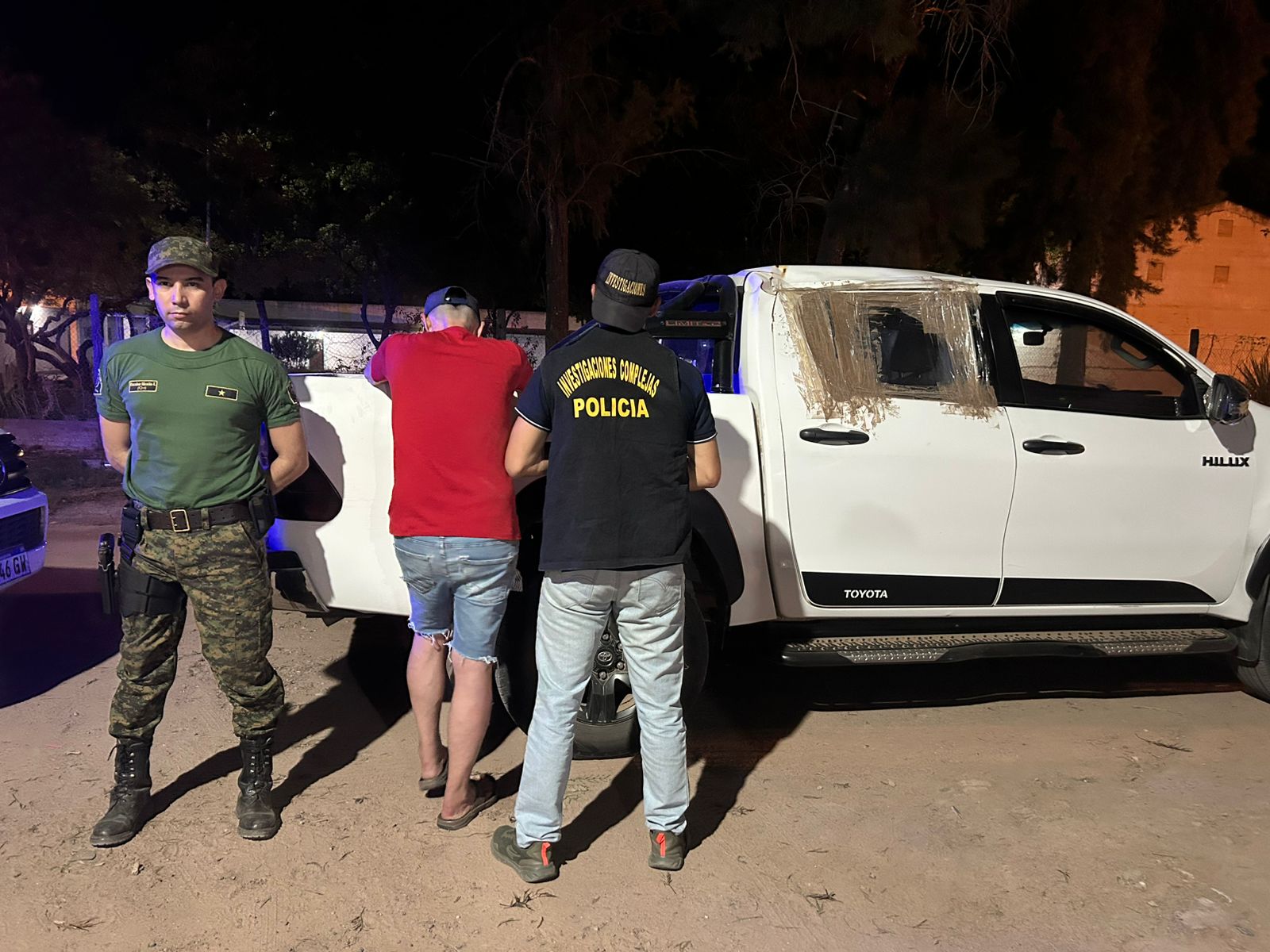 Detienen a un hombre que se hizo pasar por policía y extorsionó a un ganadero