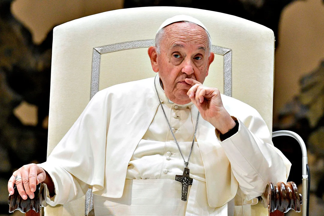 El papa Francisco sufre “una infección polimicrobiana del tracto respiratorio”