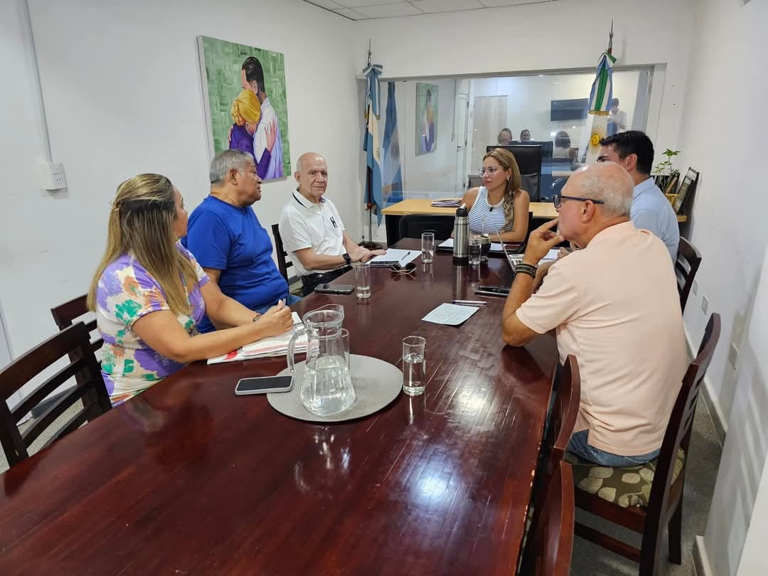 Barranqueras; Magda Ayala coordina acciones con el presidente de SECHEEP