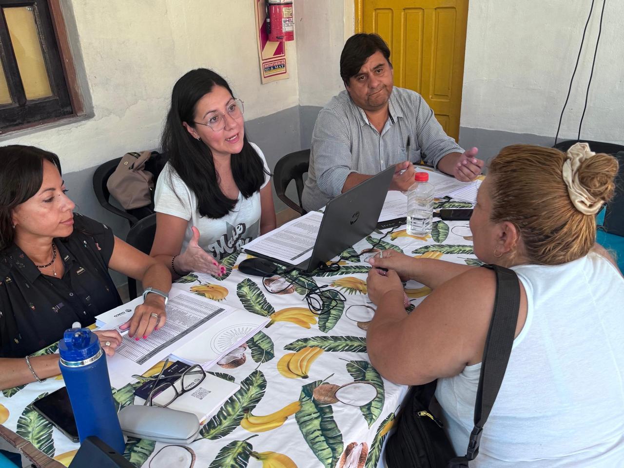 Colonia Benítez: buena respuesta de los vecinos al operativo integral del Instituto de Vivienda