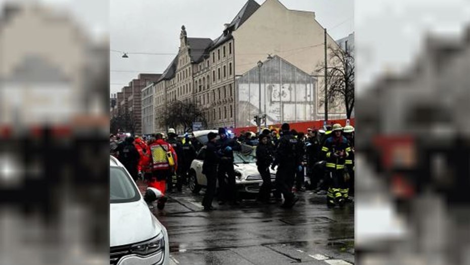 Un auto atropelló a un grupo de personas en Múnich: al menos 20 heridos