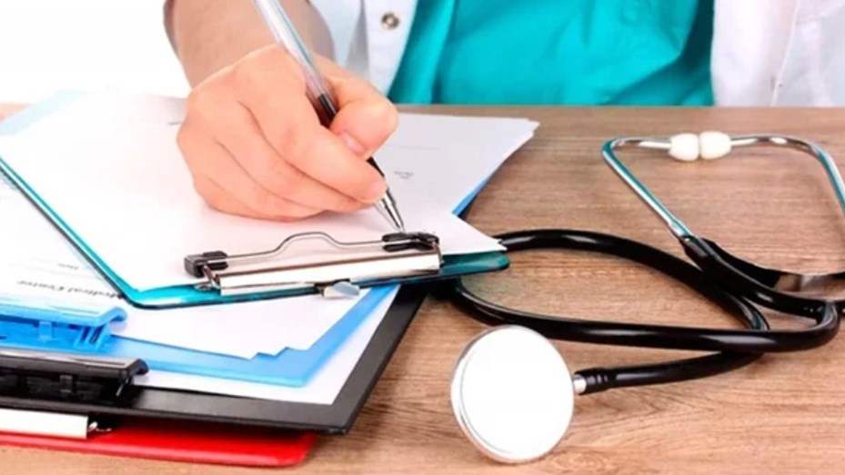 El Gobierno se reunió con prepagas para que reduzcan sus cuotas