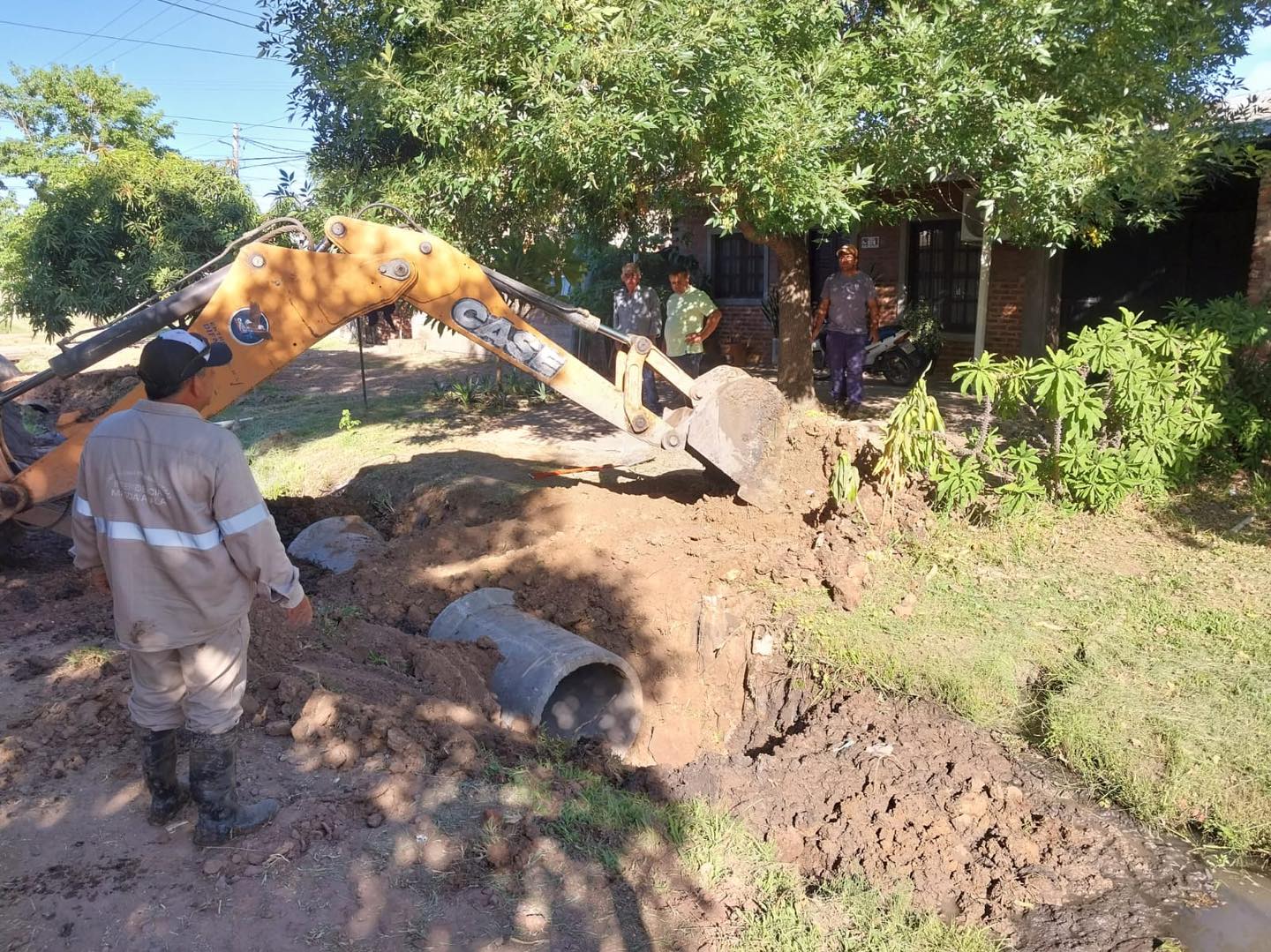 Operativo de mantenimiento y limpieza en Barranqueras