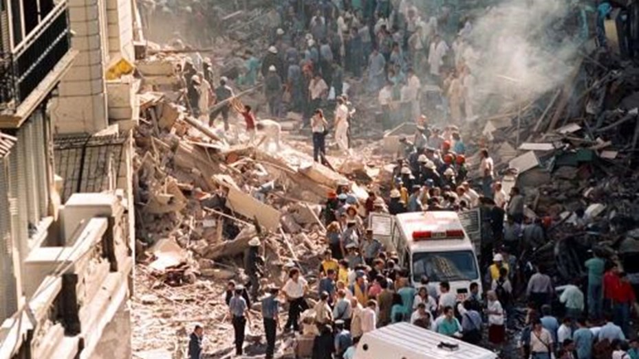 Acto en homenaje a las víctimas del atentado a la Embajada de Israel