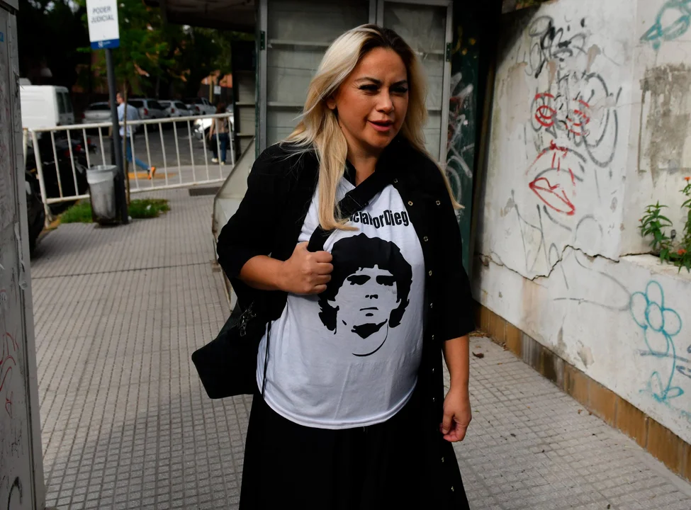 Juicio a los médicos de Maradona: Verónica Ojeda explotó contra Cosachov en tribunales