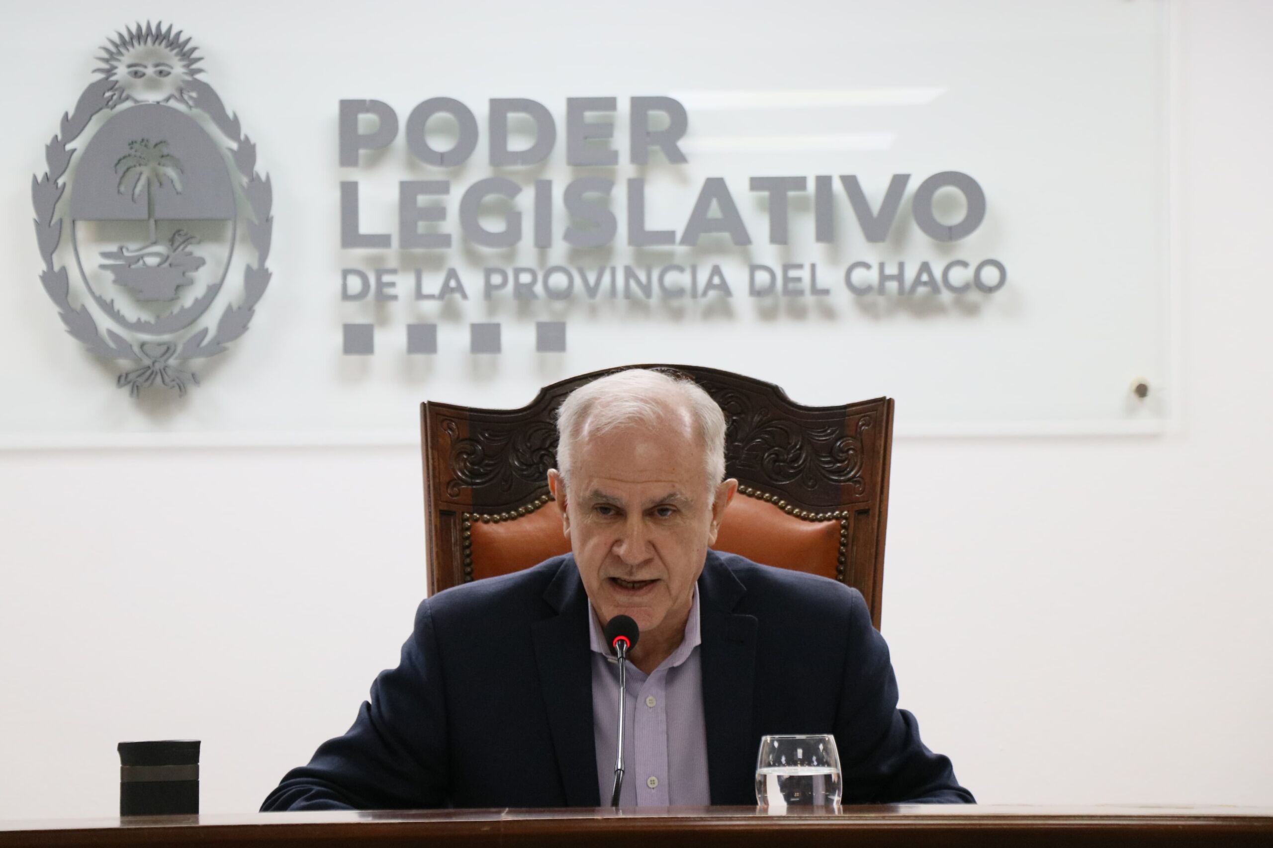 Llamado a concurso en la Municipalidad: Nikisch avanza con el ordenamiento administrativo