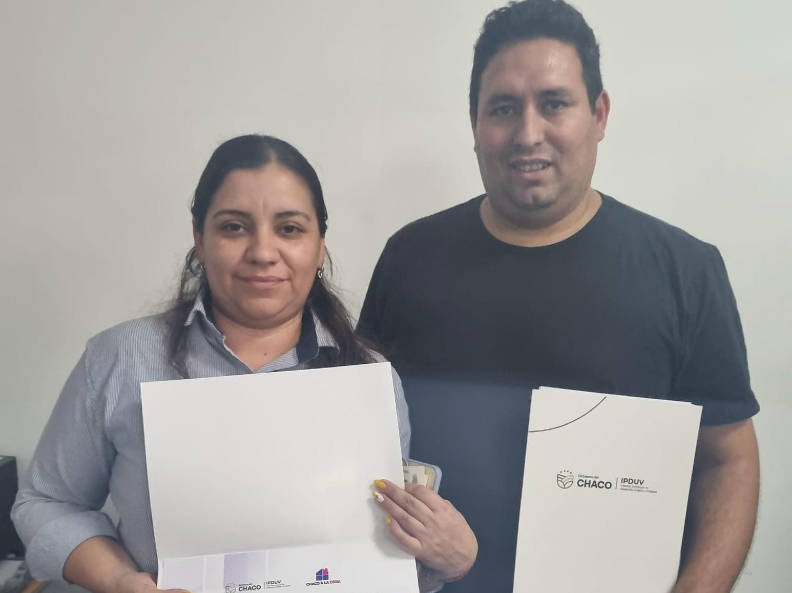 Sáenz Peña: el Instituto de Vivienda entregó los primeros créditos del Programa “Chaco a la Obra”