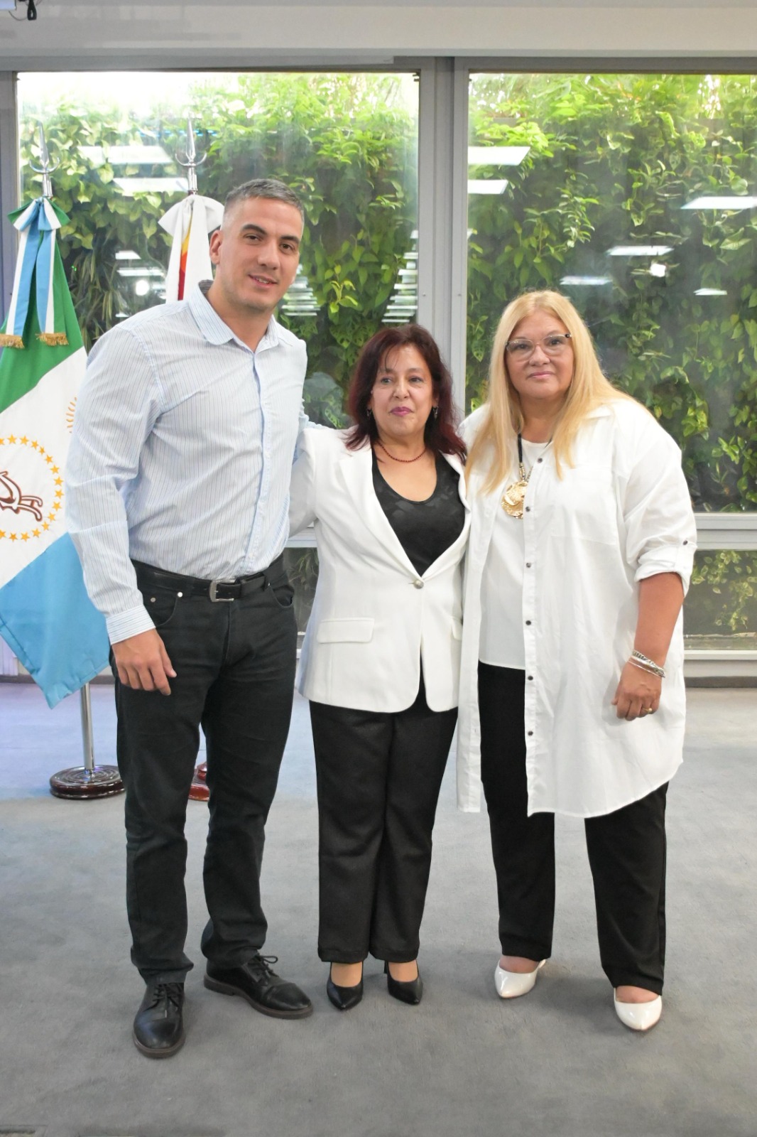 Legisladores acompañaron la jura de Sergio Lencovich y Alicia Torres como Defensor del Pueblo y Adjunta del Chaco