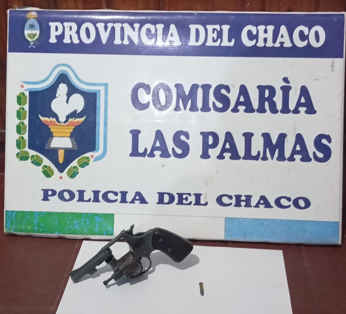 Disparos al aire y una fuga frustrada: dos detenidos con un revólver en el auto