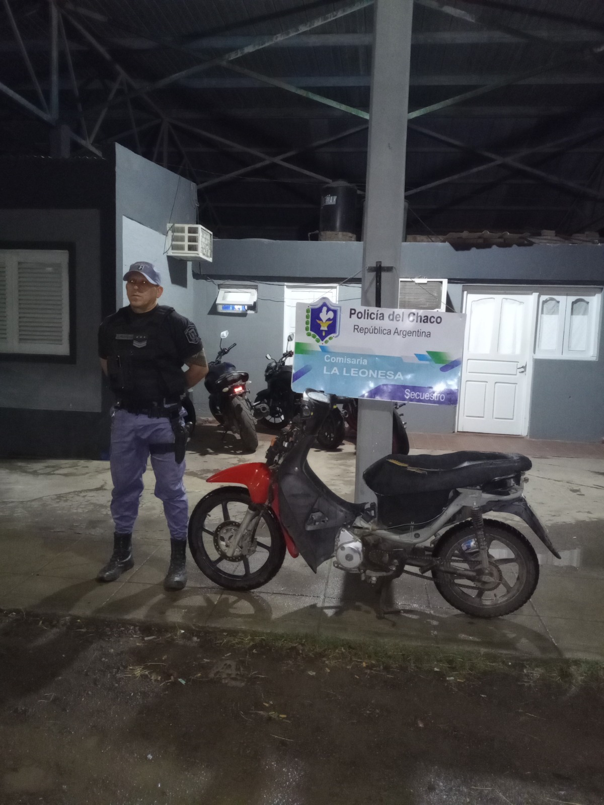 Rápida acción policial: recuperaron una motocicleta robada y detuvieron al sospechoso