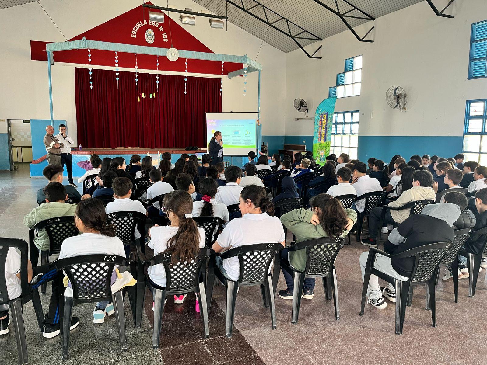 Charla educativa: “El viaje de la energía” de SECHEEP llegó a la Escuela Nº 168 de Resistencia