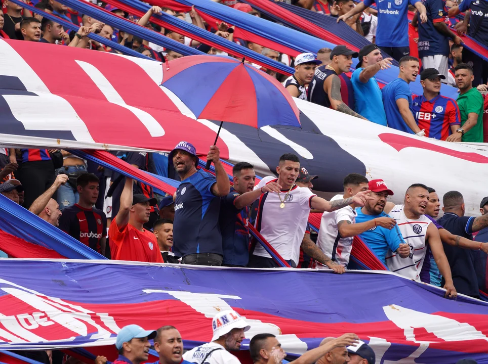 Hinchas de San Lorenzo se autoconvocan para pedir la renuncia de Marcelo Moretti