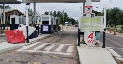 Por alerta de despidos, levantan el cobro de peaje en Corrientes