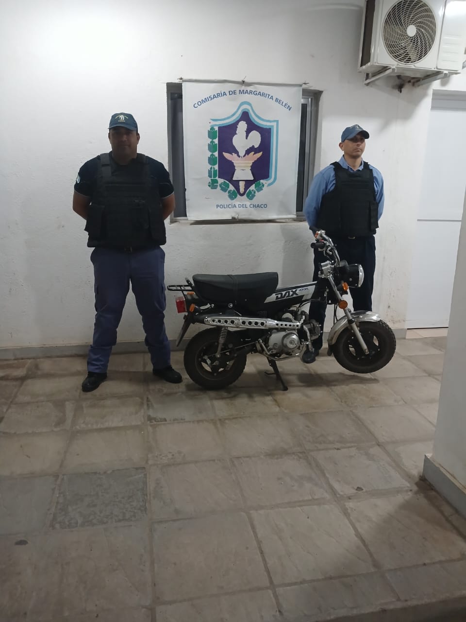 Rápida intervención policial para recuperar una moto robada