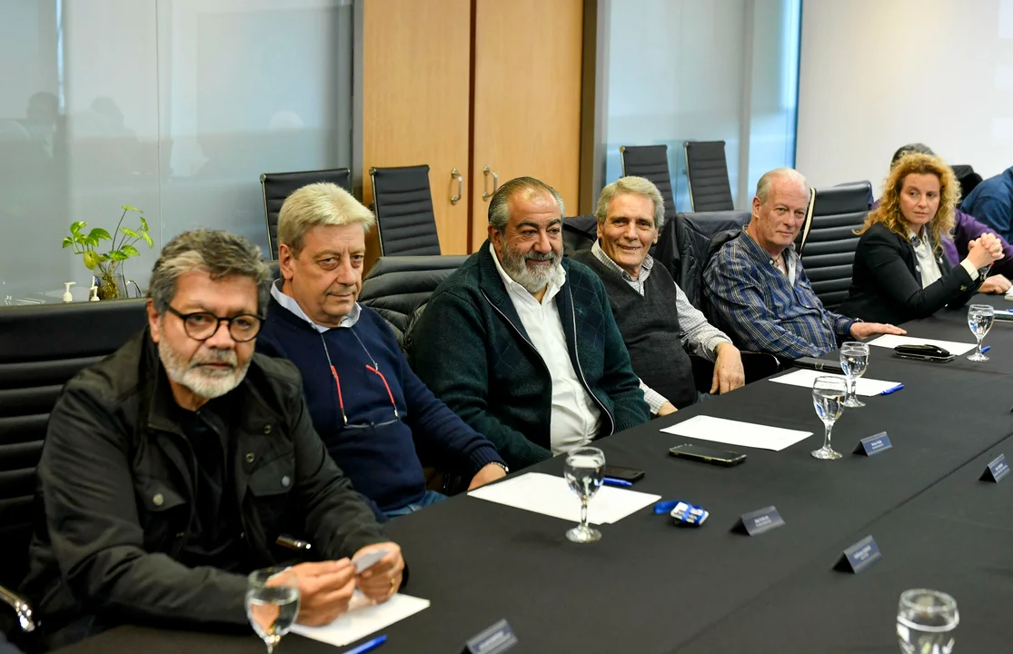 «Arrancó la campaña»: el Gobierno baja el precio del paro de la CGT y lo califica de «político» por elecciones