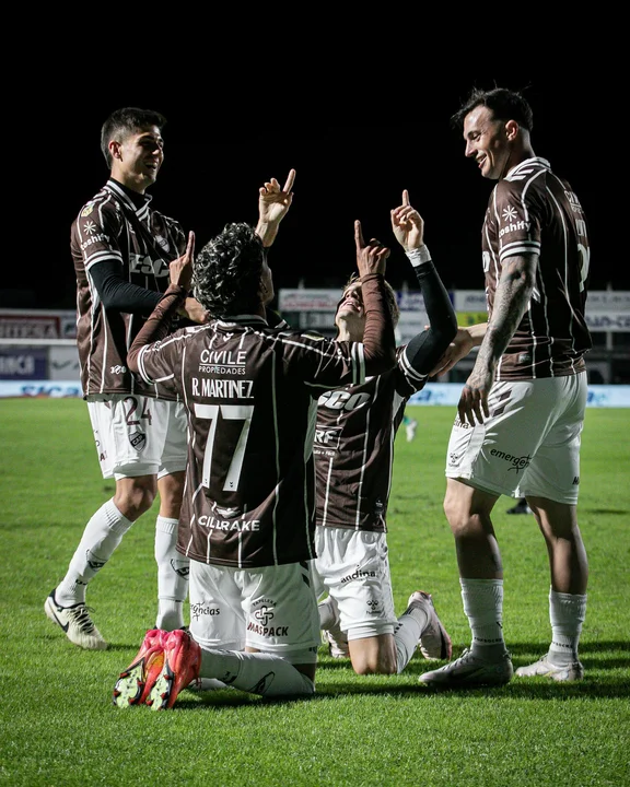 Platense le ganó a Sarmiento como visitante por 1 a 0 y tiene la clasificación casi sellada