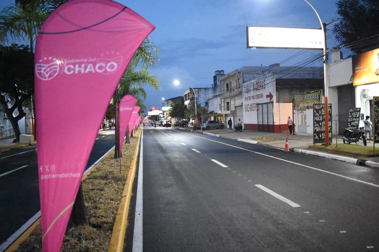 Resistencia: Zdero inauguró las obras del tramo II de la Avenida 25 de Mayo