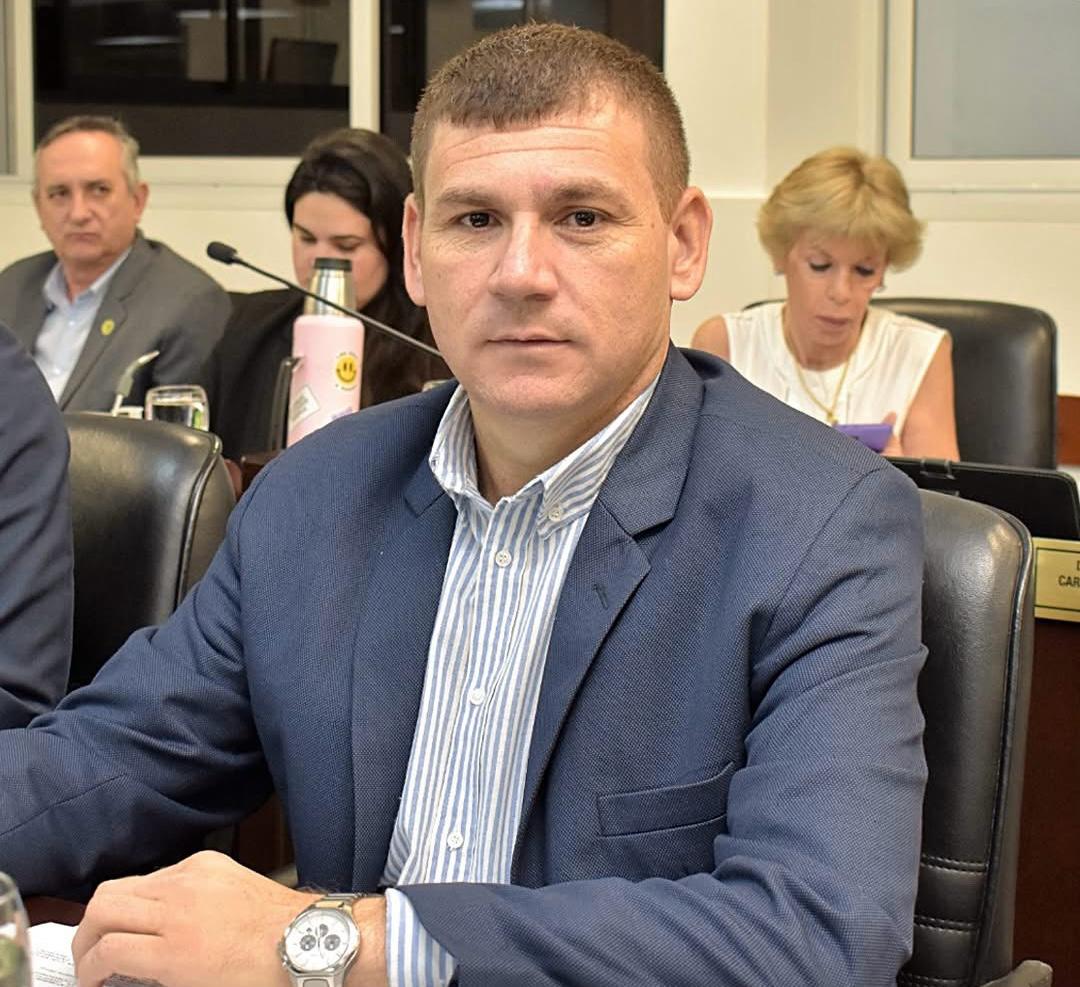 Lazzarini: “Leiva fiel al estilo Cokista, se cree gobernador de San Martín”