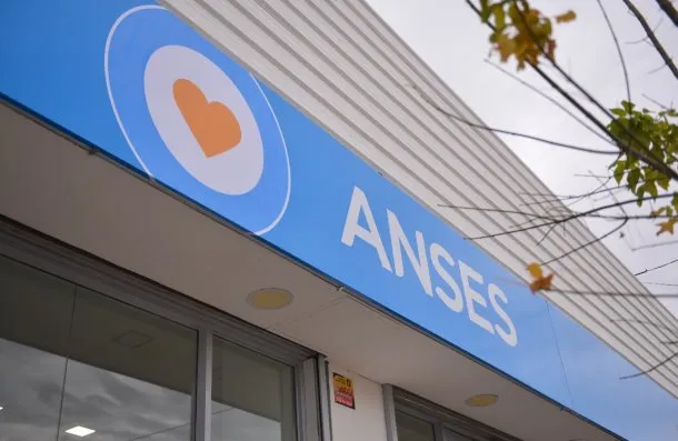 ANSES: las familias que recibirán hasta $100.000 en abril