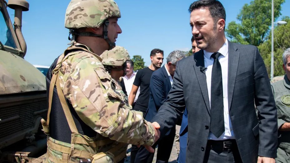 «No violamos la Ley de Seguridad Interior»: Luis Petri, tras autorizar a militares a detener civiles