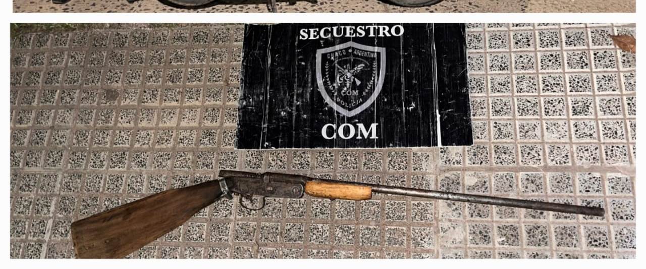 Resistencia: dos jóvenes fueron detenidos por circular con una escopeta