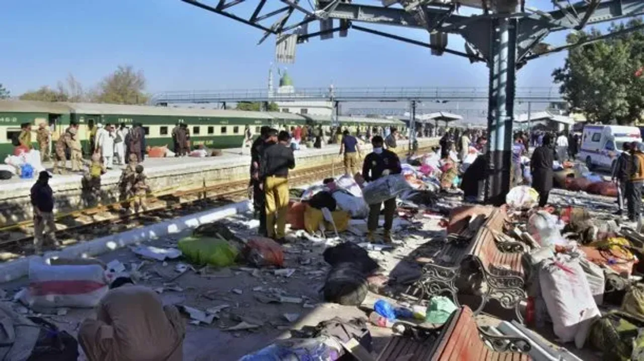 Atentado suicida en Pakistán deja cuatro muertos y 20 heridos