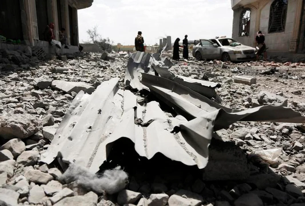 Al menos 14 heridos en ataques aéreos de Estados Unidos sobre la capital de Yemen