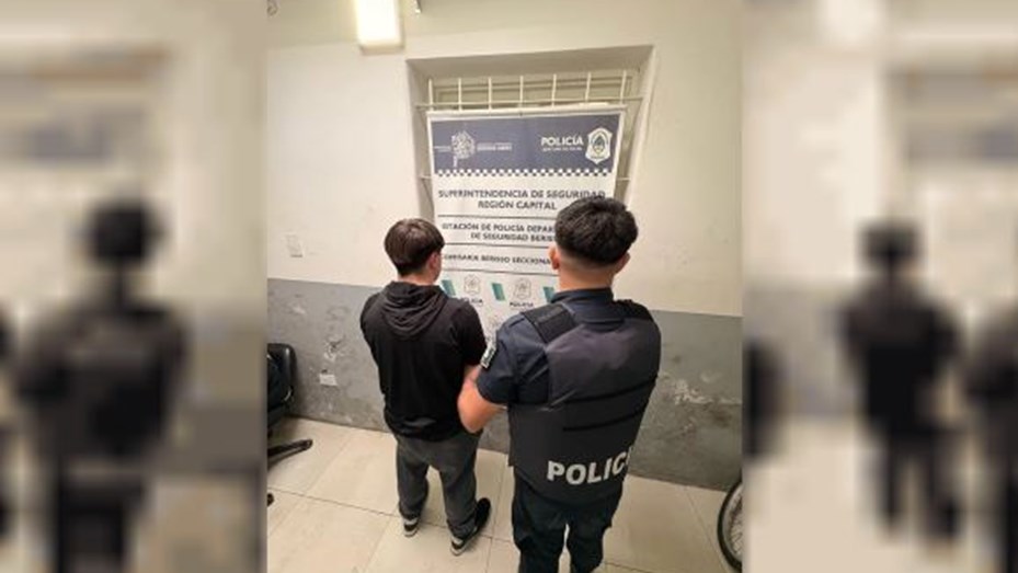 Una camioneta atropelló a un niño de 11 años en Berisso y se dio a la fuga